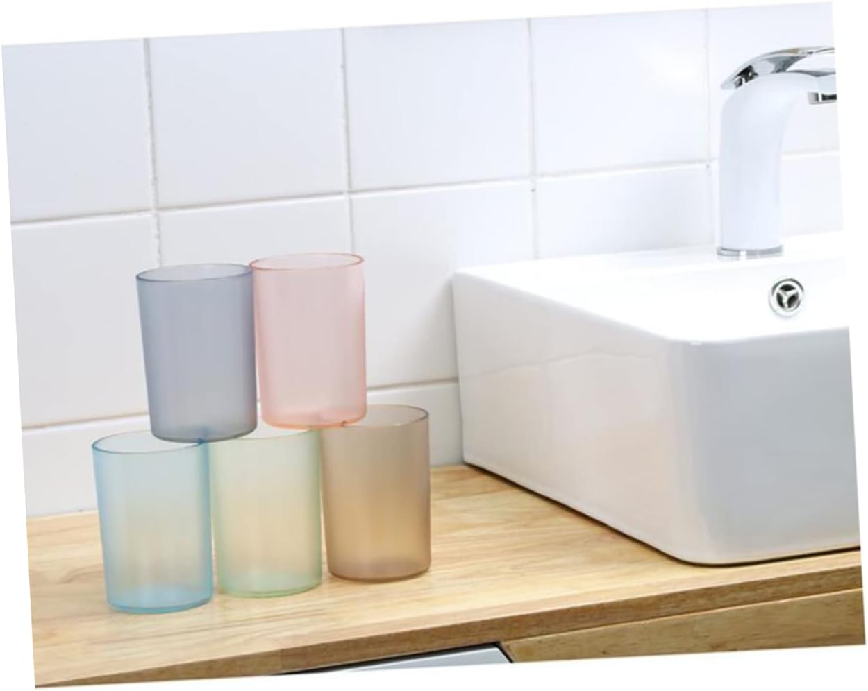 Ciieeo Transparent Toothbrush Cup Holder Elegant Design for Bathroom Use