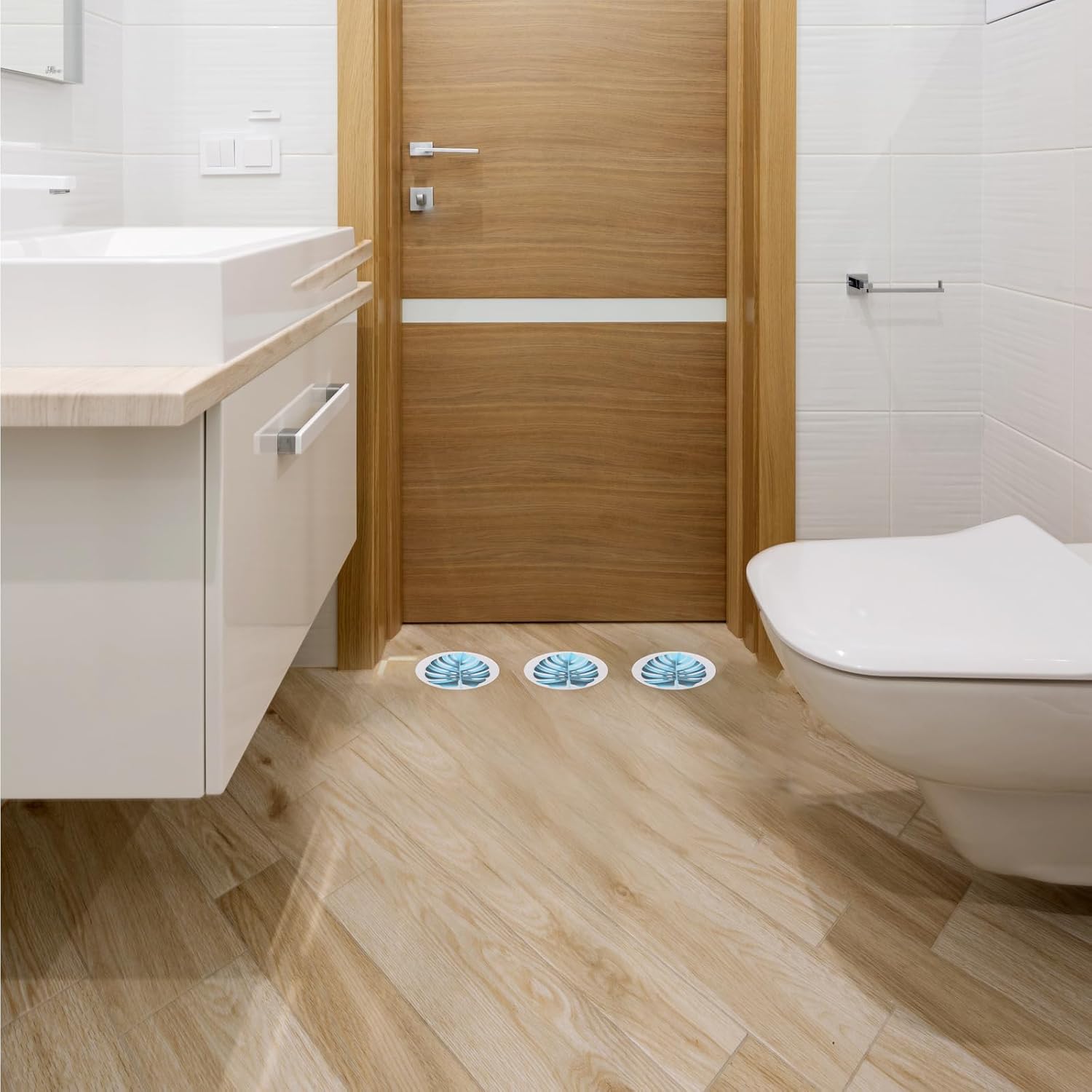 Ciieeo Non-Slip Bathtub Stickers with Green Leaf Design
