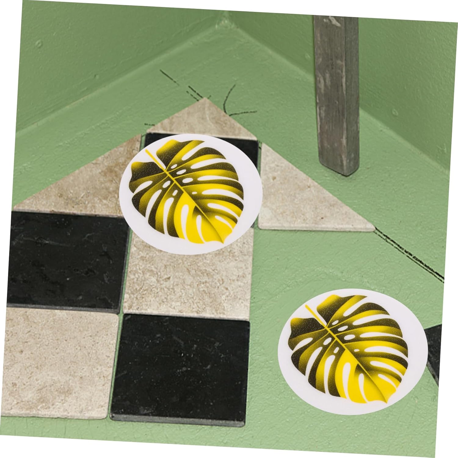 Luxshiny Leaf Shape Anti-Slip Bathtub Stickers 1