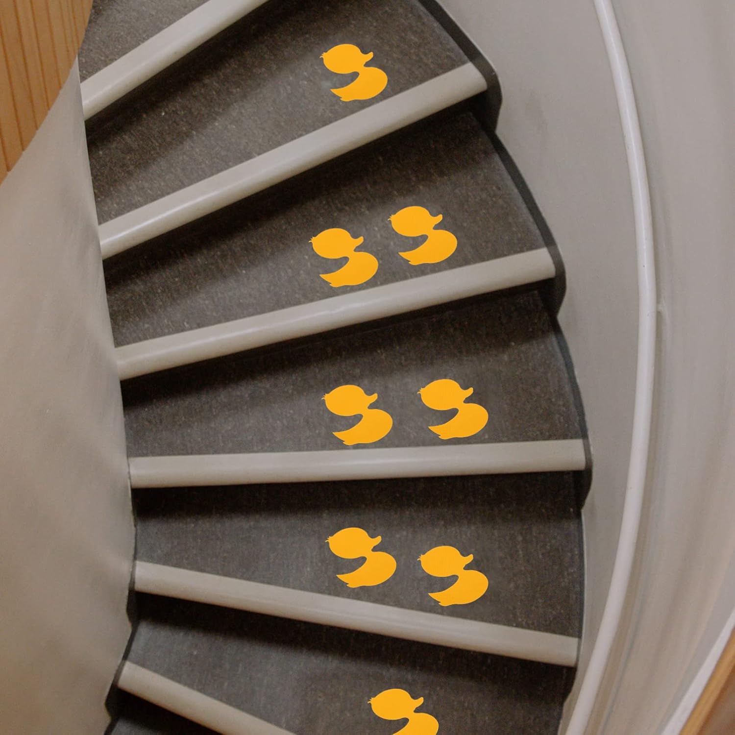 Toddmomy 12Pcs Non Slip Bathtub Stickers with Cute Yellow Designs