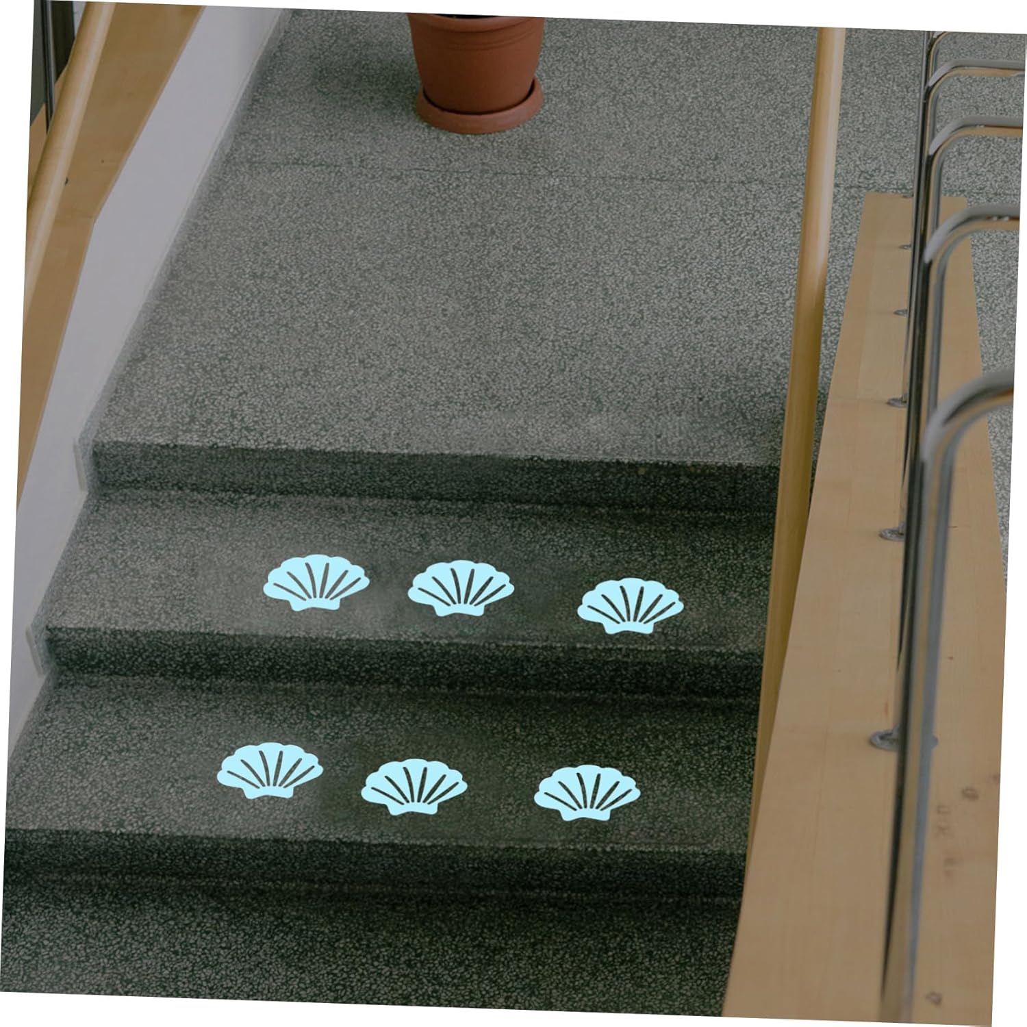 HAKIDZEL 30Pcs Shell Shaped Non-Slip Stickers for Bathtub Safety
